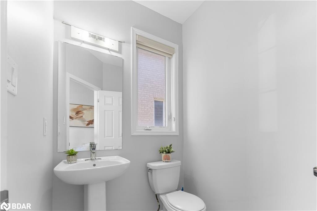 83 Longboat Run W, Brantford, ON - Indoor Photo Showing Bathroom