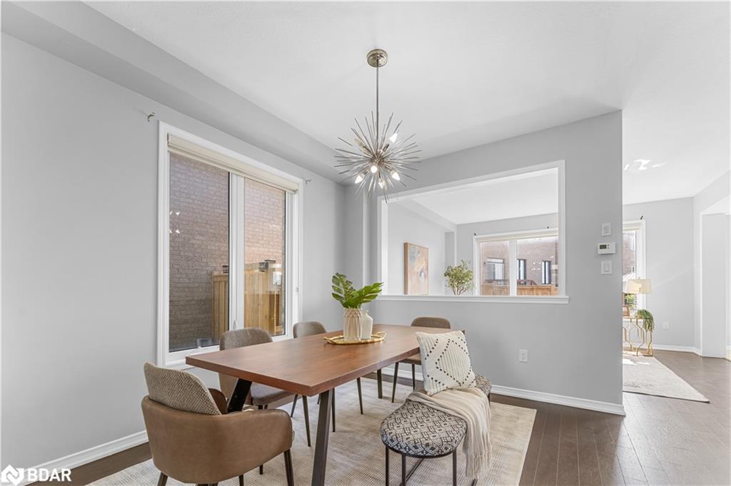 83 Longboat Run W, Brantford, ON - Indoor Photo Showing Dining Room