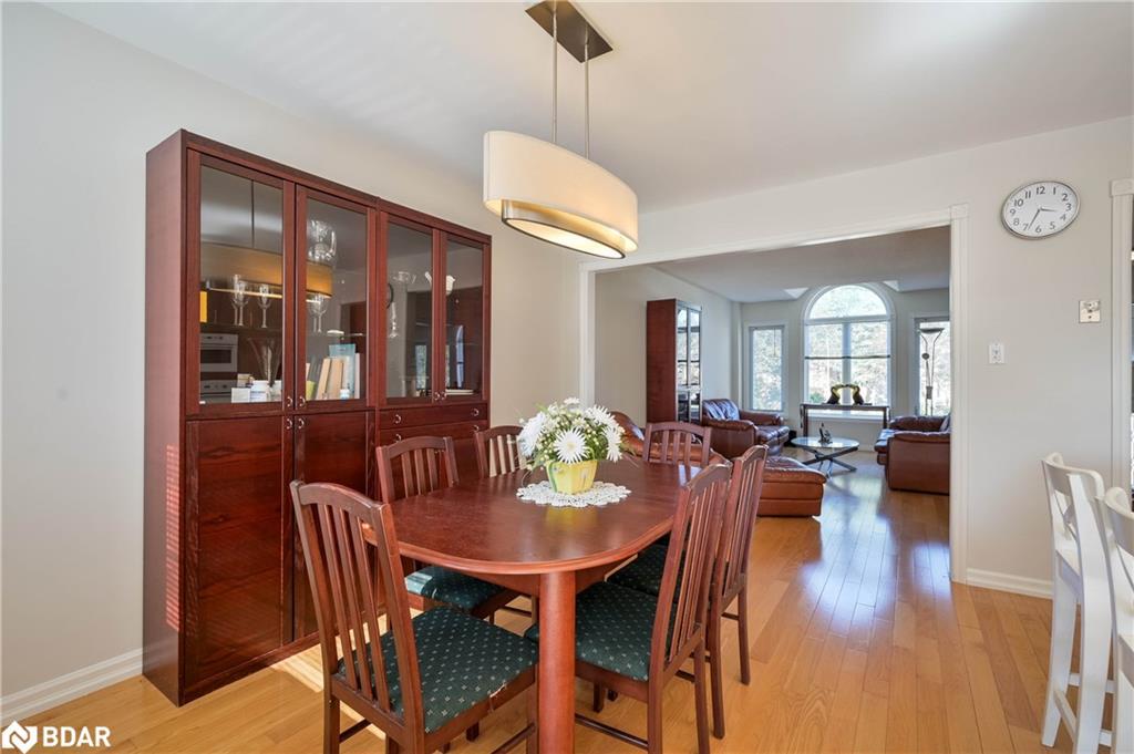 12 Langevin Drive, Wasaga Beach, ON - Indoor Photo Showing Dining Room