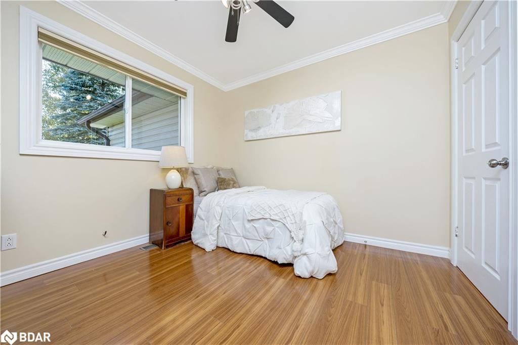 14360 Sixth Line, Halton Hills, ON - Indoor Photo Showing Bedroom