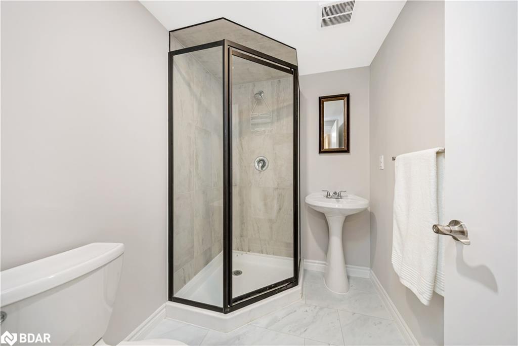 14360 Sixth Line, Halton Hills, ON - Indoor Photo Showing Bathroom