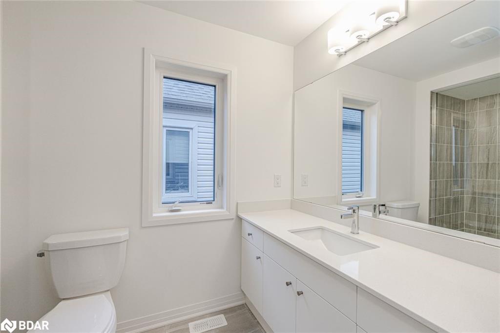 55 Sagewood Avenue, Barrie, ON - Indoor Photo Showing Bathroom