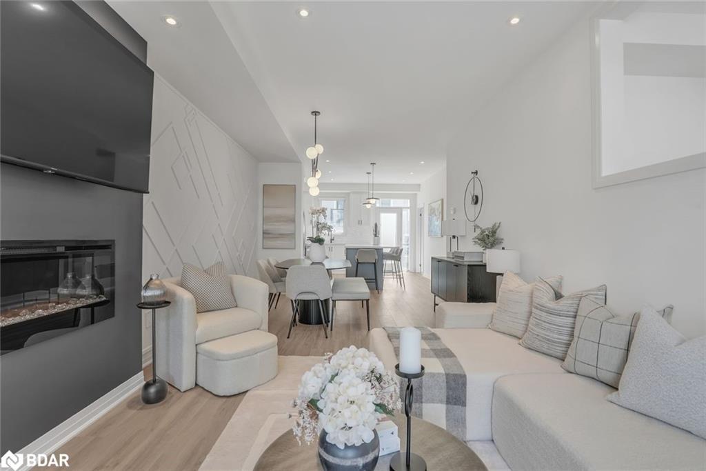 38 Brandon Crescent, Tottenham, ON - Indoor Photo Showing Living Room With Fireplace