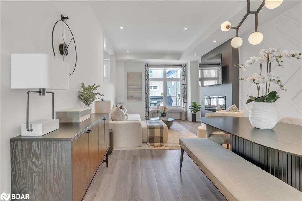 38 Brandon Crescent, Tottenham, ON - Indoor Photo Showing Other Room