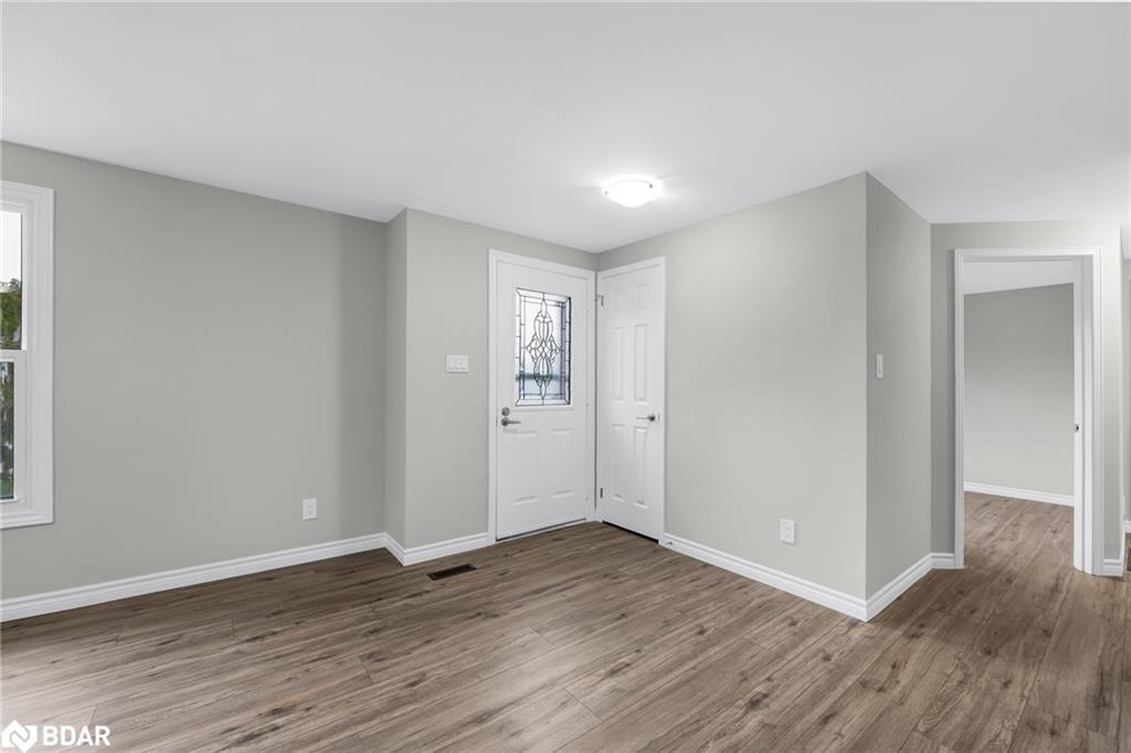52 Corner Brook Trail, Innisfil, ON - Indoor Photo Showing Other Room