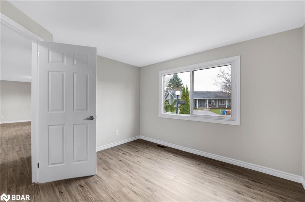 52 Corner Brook Trail, Innisfil, ON - Indoor Photo Showing Other Room