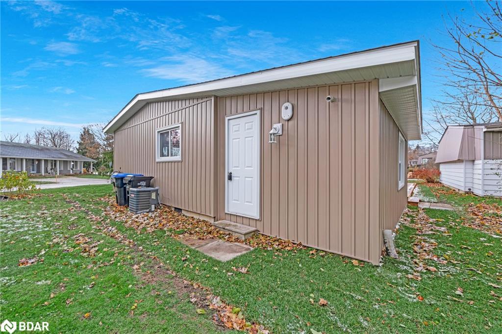 52 Corner Brook Trail, Innisfil, ON - Outdoor