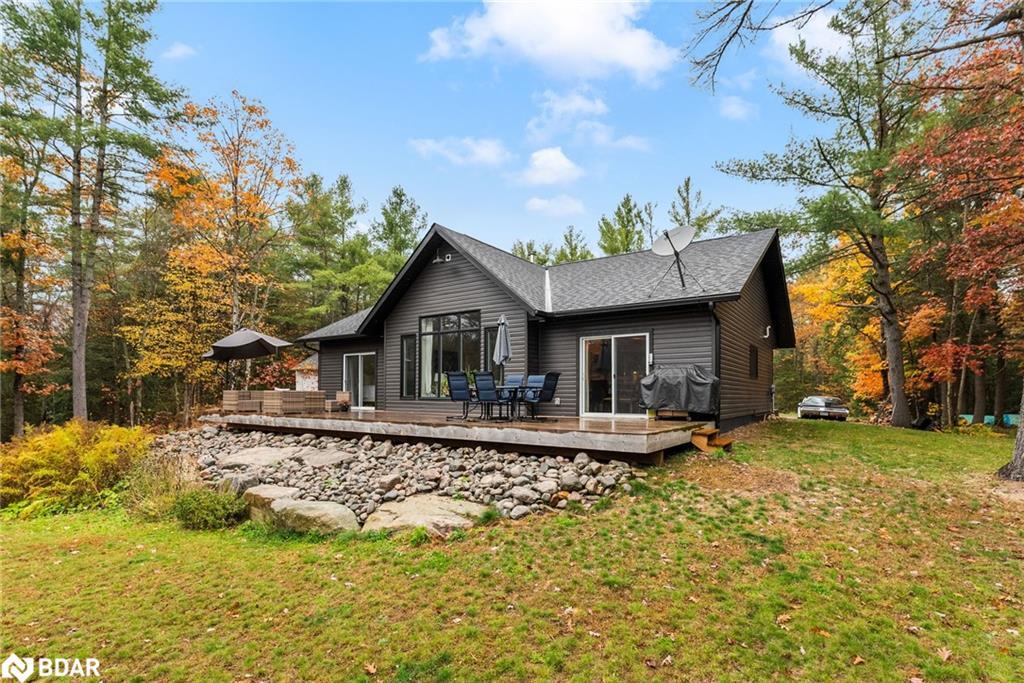 1698 Reay Road, Bracebridge, ON - Outdoor With Deck Patio Veranda