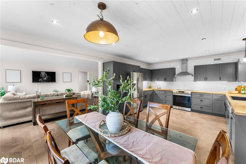 1698 Reay Road, Bracebridge, ON - Indoor