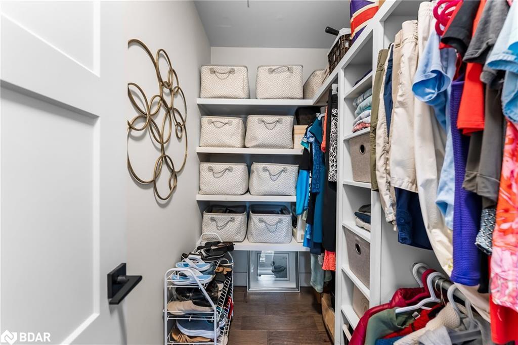 1698 Reay Road, Bracebridge, ON - Indoor With Storage