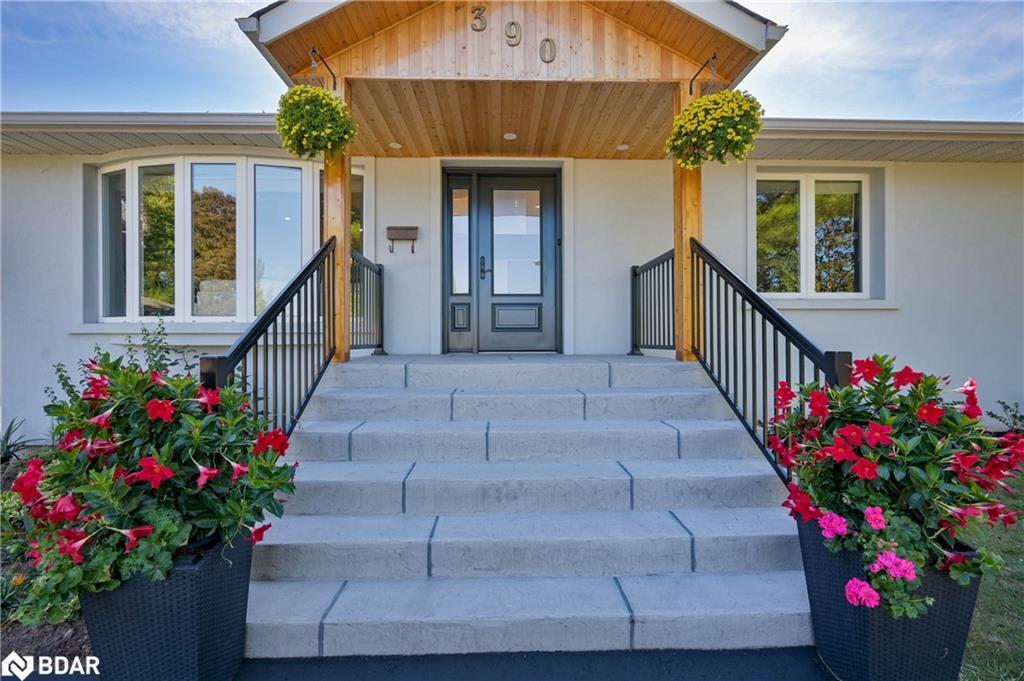 390 Wendall Place, Oakville, ON - Outdoor With Exterior