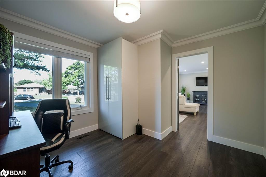 390 Wendall Place, Oakville, ON - Indoor Photo Showing Office