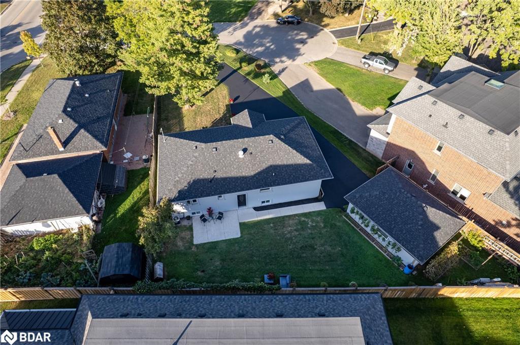 390 Wendall Place, Oakville, ON - Outdoor With View