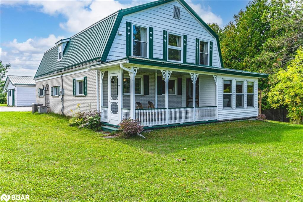 8064 9Th Line, Thornton, ON - Outdoor With Deck Patio Veranda