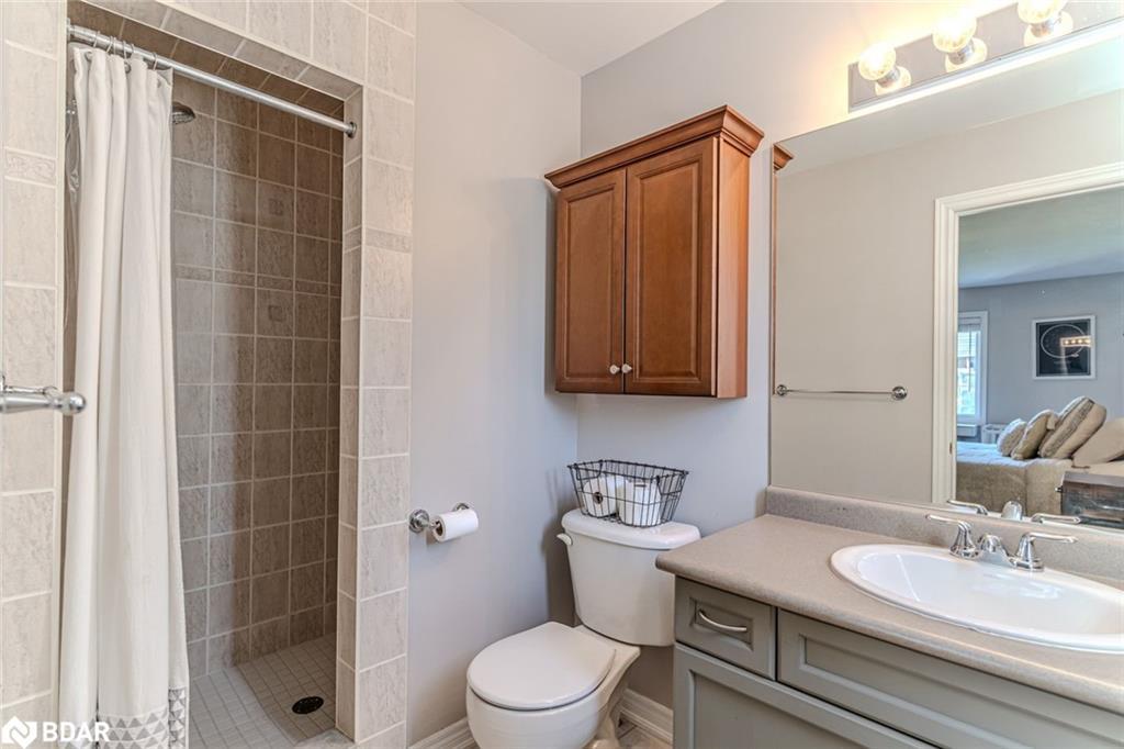 20 Rosemarie Drive, Oro-Medonte, ON - Indoor Photo Showing Bathroom