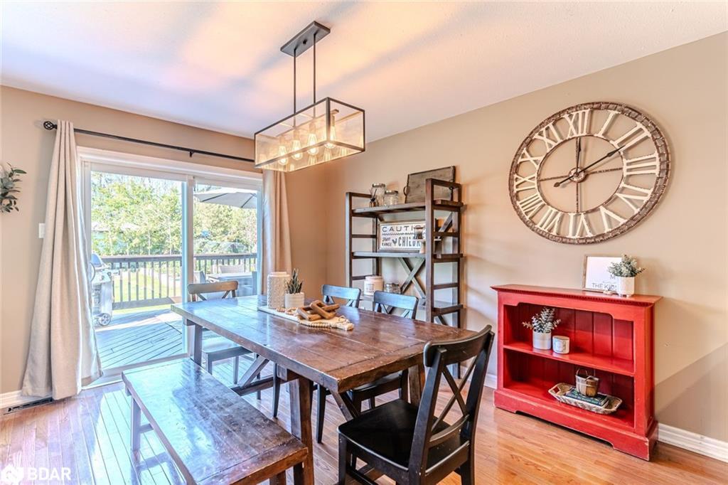 20 Rosemarie Drive, Oro-Medonte, ON - Indoor Photo Showing Dining Room