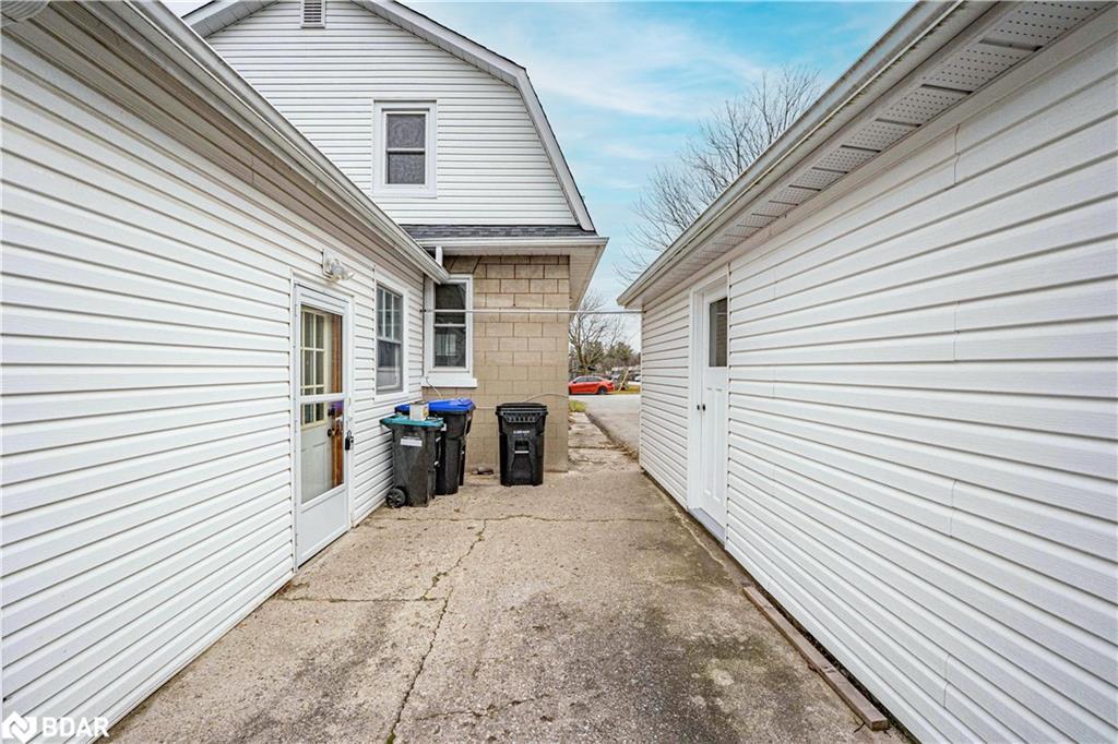 125 Raglan Street, Angus, ON - Outdoor With Exterior