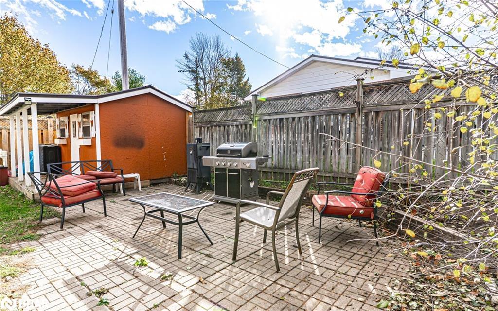 423 Mary St, Orillia, ON - Outdoor With Deck Patio Veranda