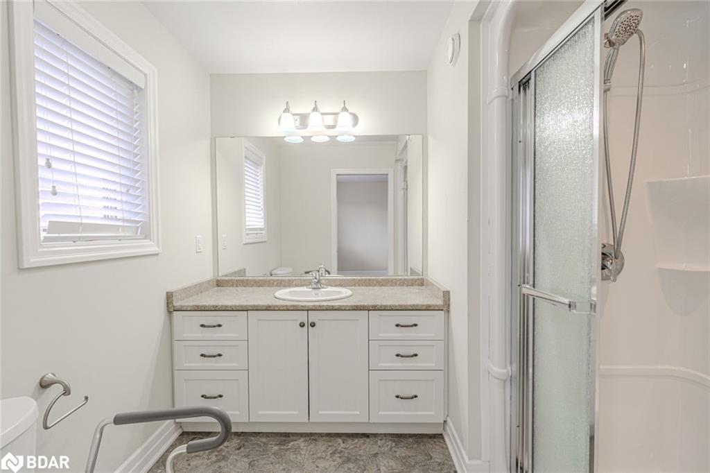 10 Grew Crescent, Penetanguishene, ON - Indoor Photo Showing Bathroom