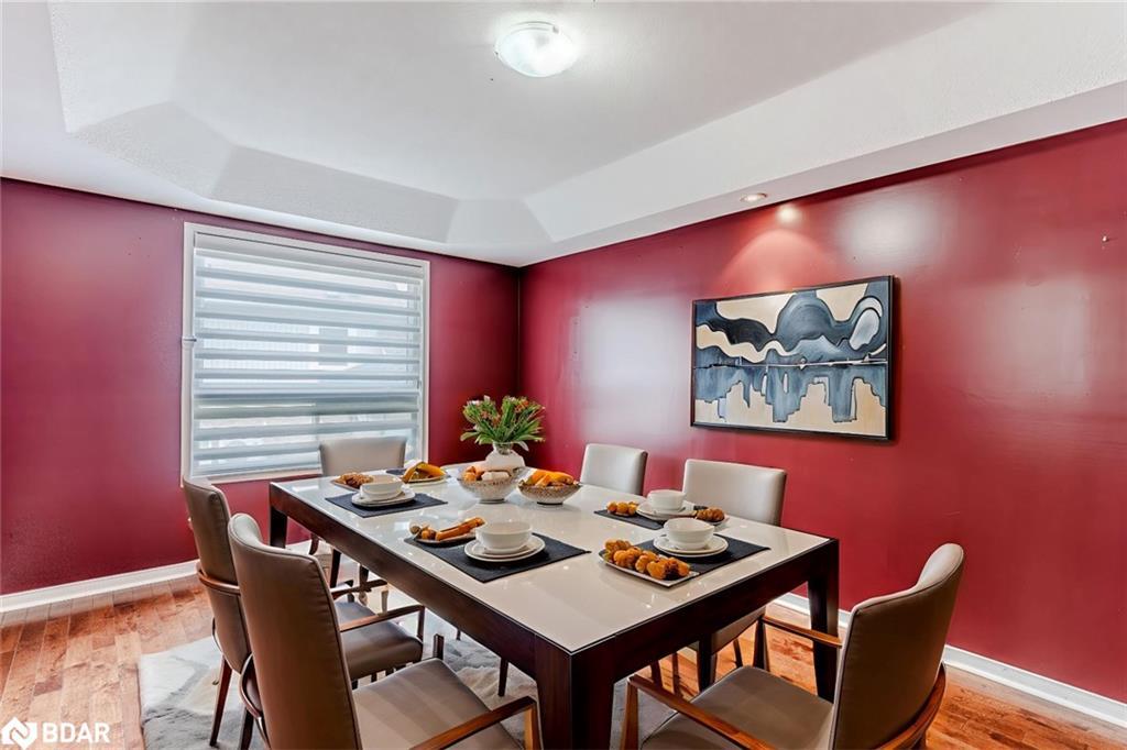 31 Fawndale Crescent, Wasaga Beach, ON - Indoor Photo Showing Dining Room