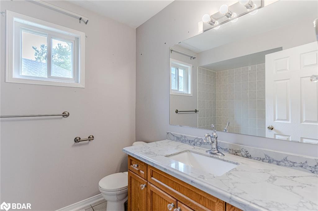 31 Fawndale Crescent, Wasaga Beach, ON - Indoor Photo Showing Bathroom