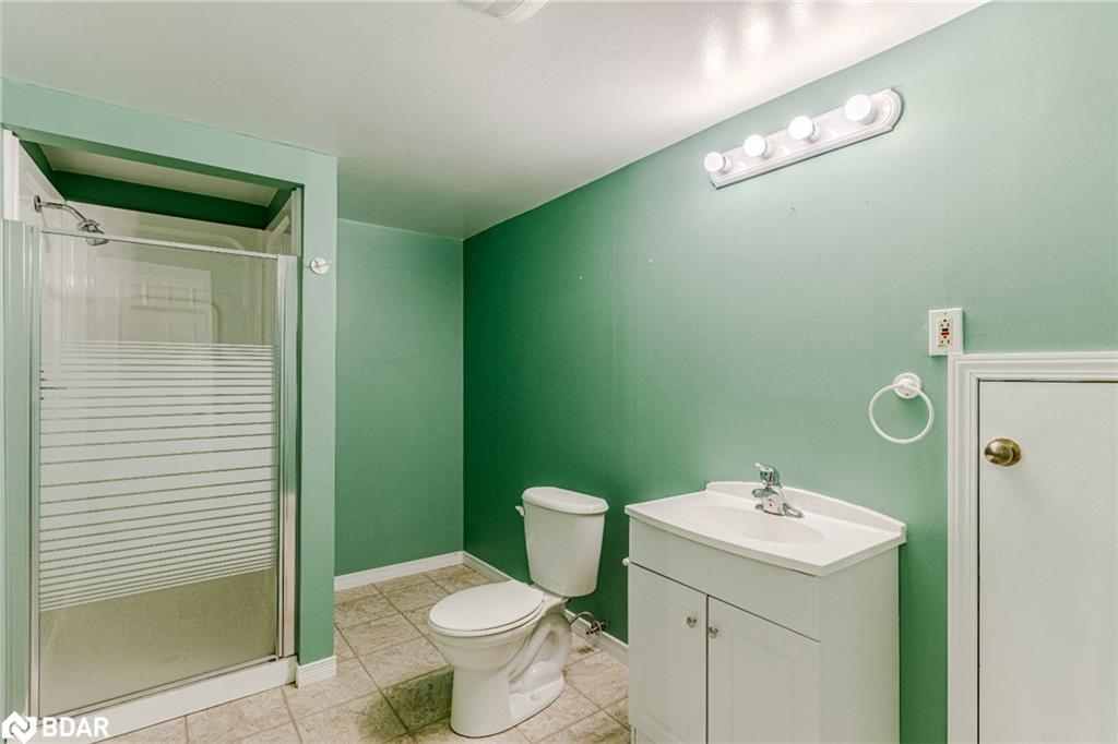 31 Fawndale Crescent, Wasaga Beach, ON - Indoor Photo Showing Bathroom