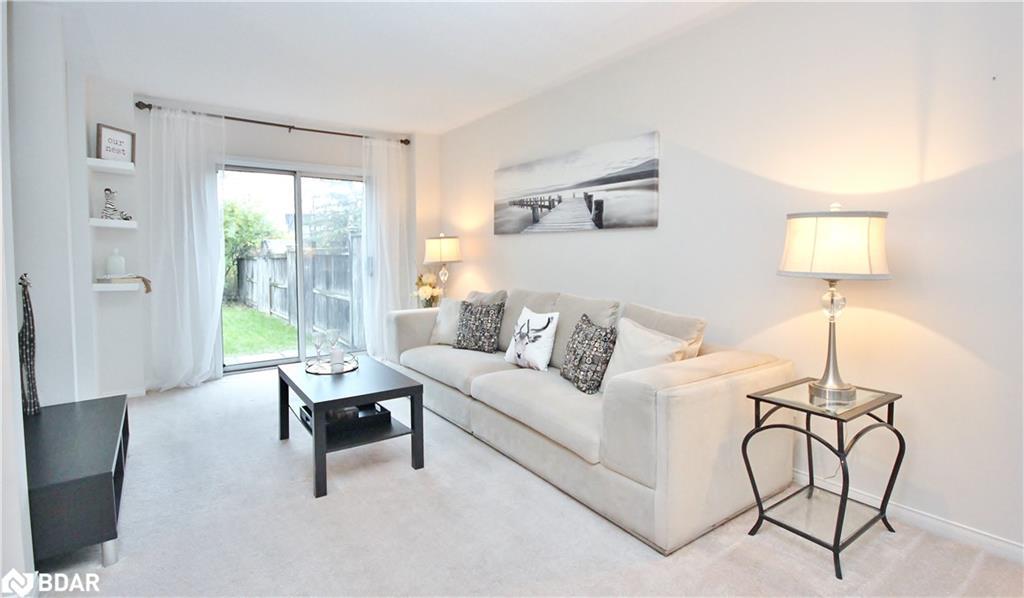 68 Gadwall Avenue, Barrie, ON - Indoor Photo Showing Living Room