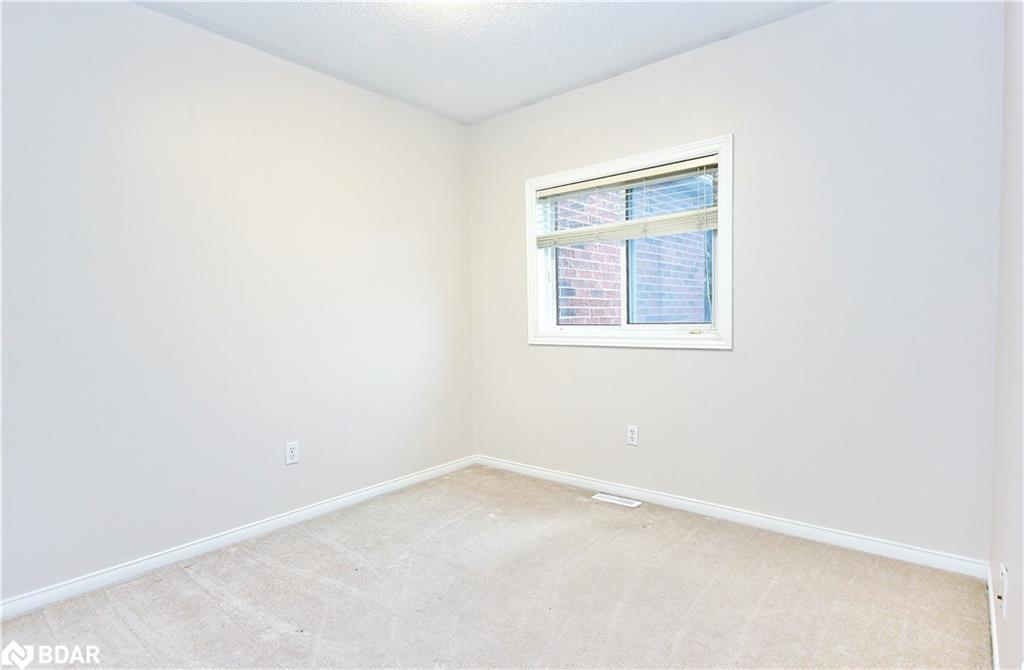 68 Gadwall Avenue, Barrie, ON - Indoor Photo Showing Other Room