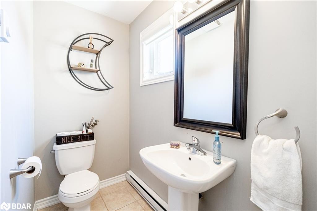 7-25 Madelaine Drive, Barrie, ON - Indoor Photo Showing Bathroom
