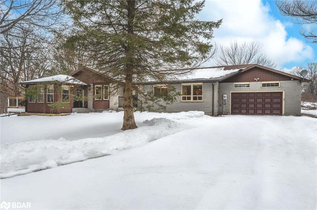 87 Corrievale Rd, Port Severn, ON - Outdoor With Facade