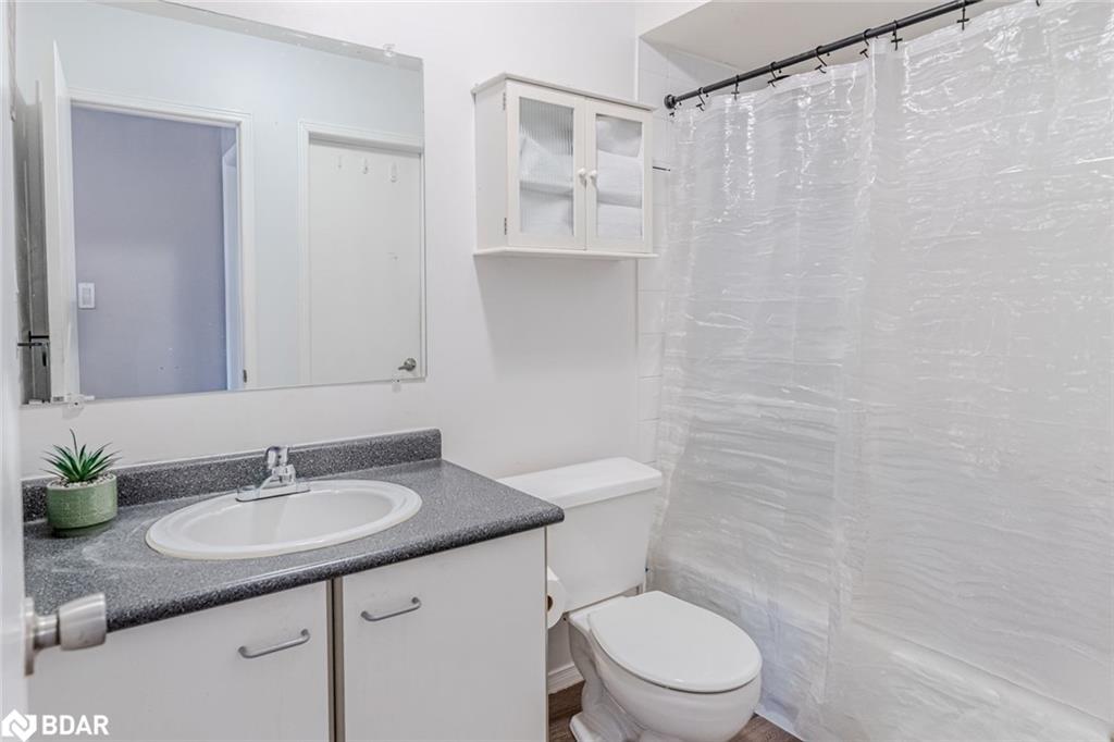 2185 Ferguson Street, Innisfil, ON - Indoor Photo Showing Bathroom