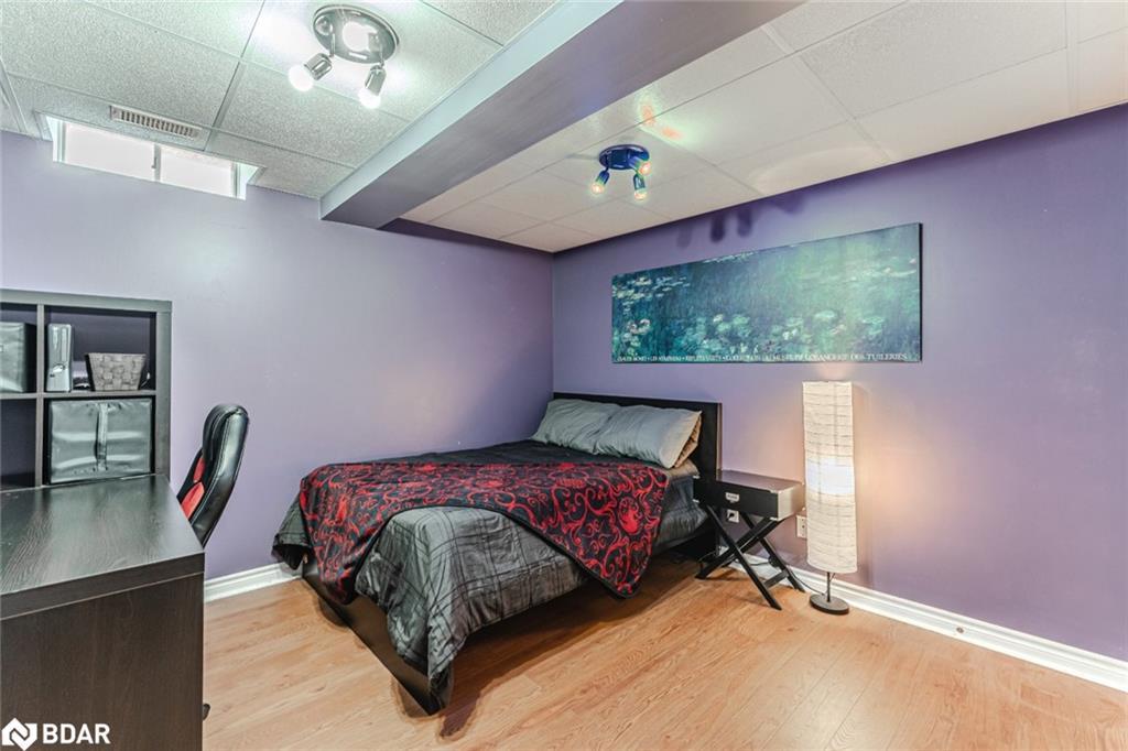122 Fletcher Street, Bradford, ON - Indoor Photo Showing Bedroom