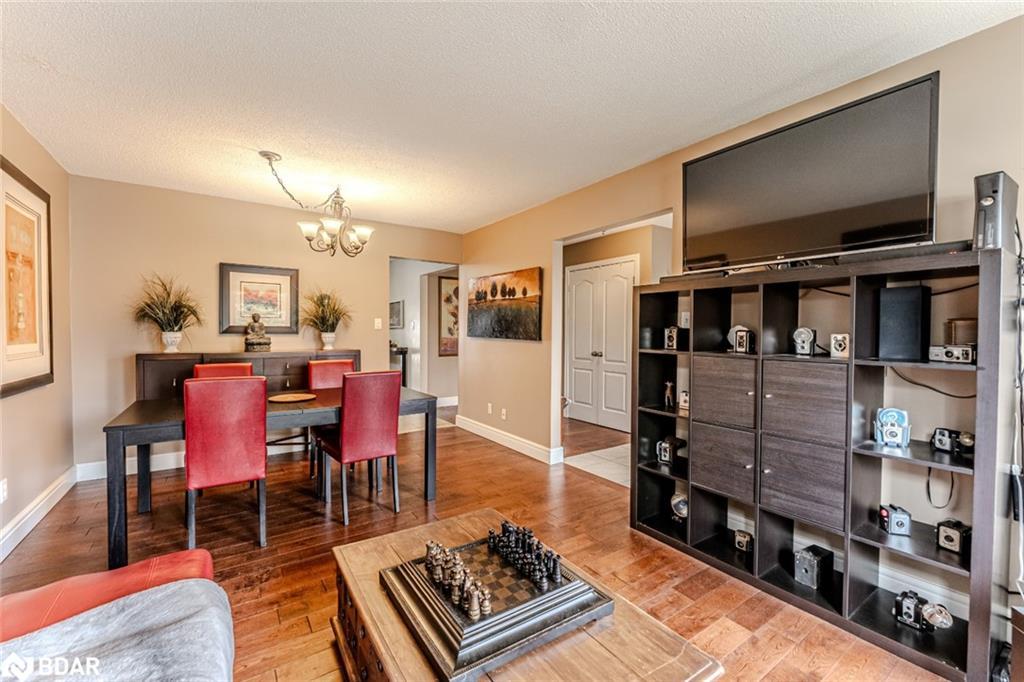 122 Fletcher Street, Bradford, ON - Indoor Photo Showing Other Room