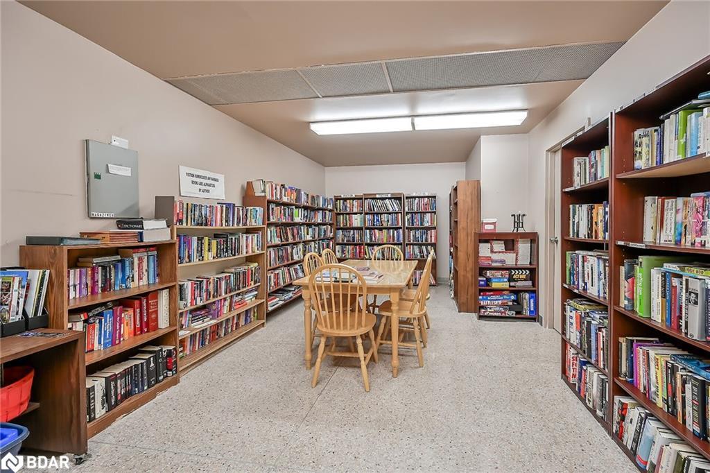 907-301 Frances Avenue, Hamilton, ON - Indoor Photo Showing Other Room