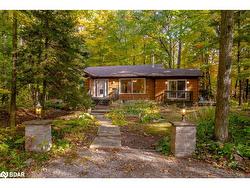 11 Bourgeois Court Tiny, ON L9M 0H3