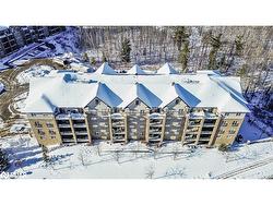 402-40 Ferndale Drive S Barrie, ON L4N 2L3