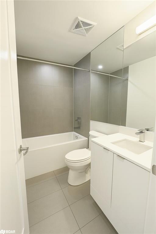 956-121 Lower Sherbourne Street, Toronto, ON - Indoor Photo Showing Bathroom