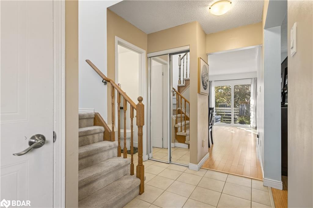 14 Corrie Crescent, Angus, ON - Indoor Photo Showing Other Room