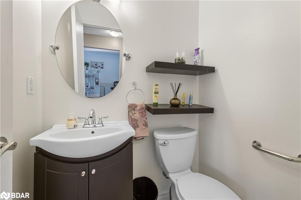 14 Corrie Crescent, Angus, ON - Indoor Photo Showing Bathroom