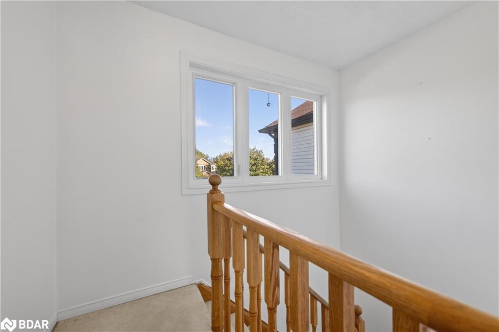 14 Corrie Crescent, Angus, ON - Indoor Photo Showing Other Room