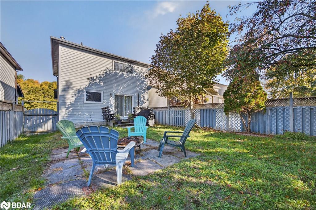 14 Corrie Crescent, Angus, ON - Outdoor