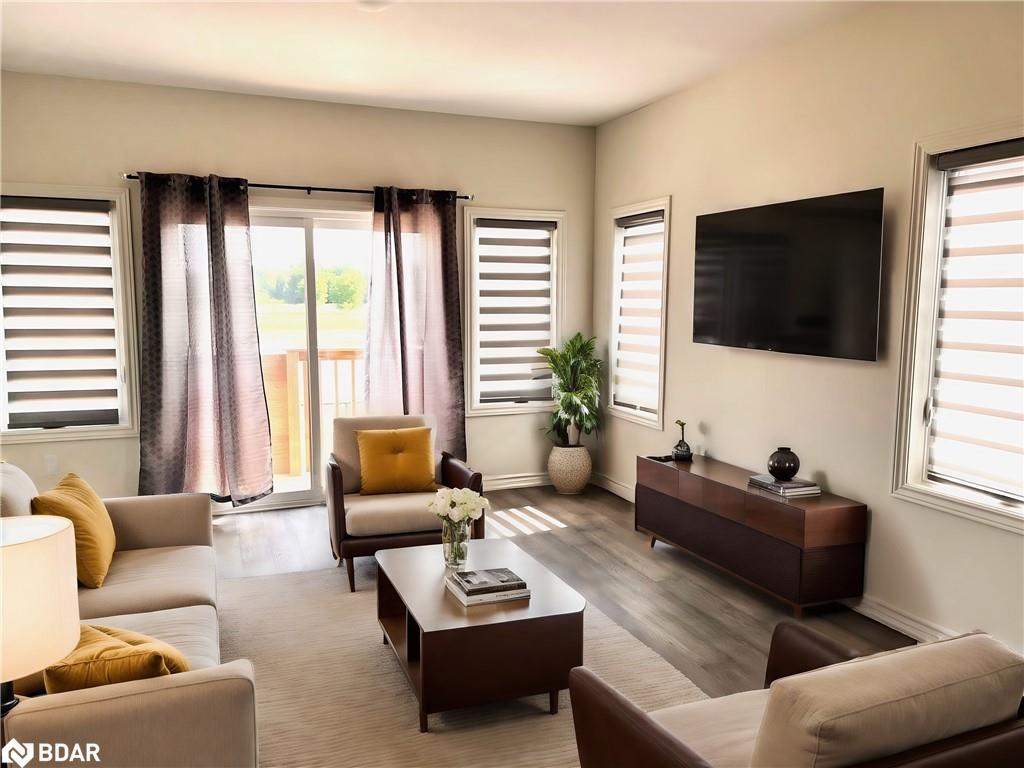 102 Cheryl Avenue, Atwood, ON - Indoor Photo Showing Living Room