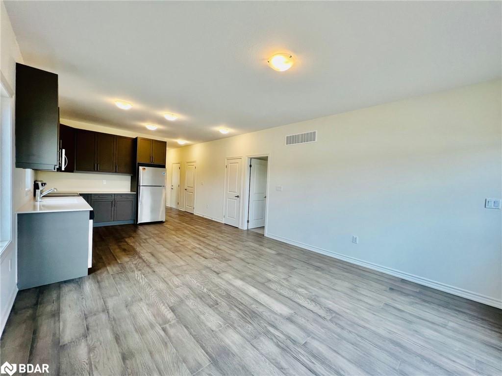 102 Cheryl Avenue, Atwood, ON - Indoor Photo Showing Kitchen