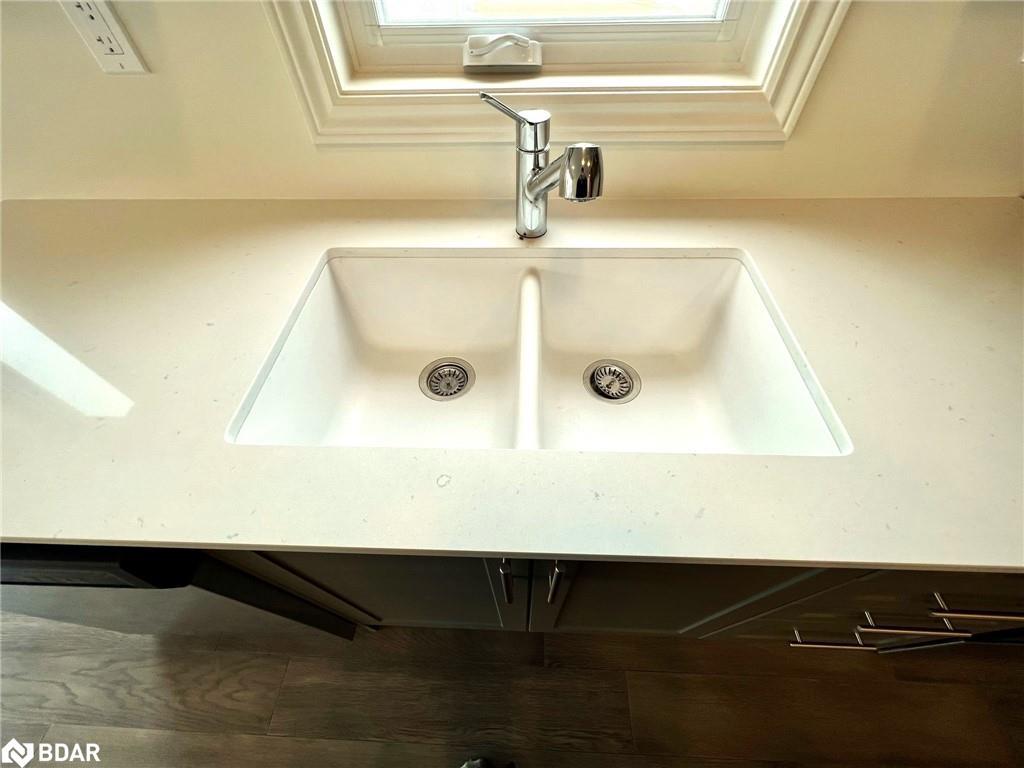 102 Cheryl Avenue, Atwood, ON - Indoor Photo Showing Other Room