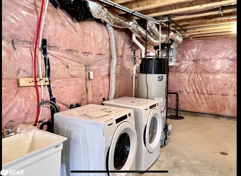 102 Cheryl Avenue, Atwood, ON - Indoor Photo Showing Laundry Room