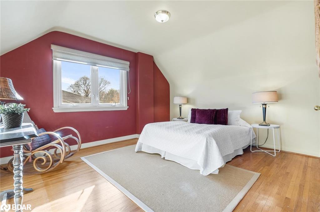 1587 Muir Road, Mississauga, ON - Indoor Photo Showing Bedroom