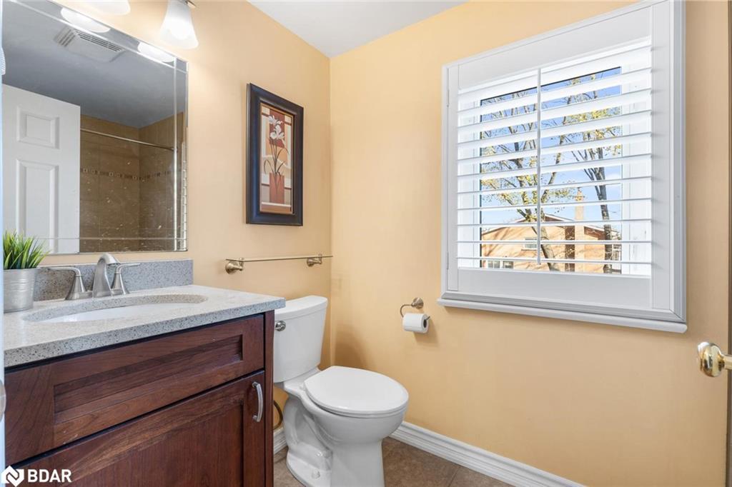 1587 Muir Road, Mississauga, ON - Indoor Photo Showing Bathroom