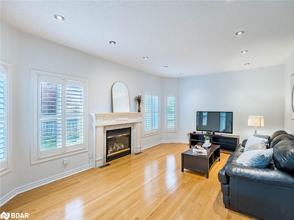 3099 Velmar Drive, Mississauga, ON - Indoor Photo Showing Living Room With Fireplace