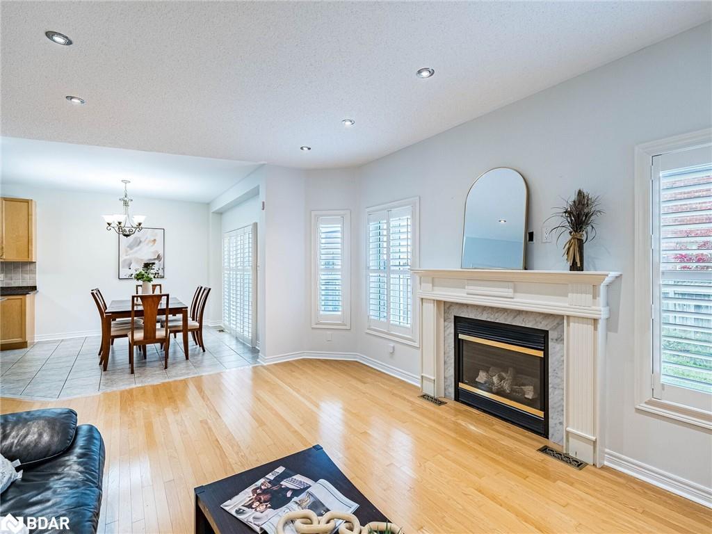 3099 Velmar Drive, Mississauga, ON - Indoor Photo Showing Living Room With Fireplace