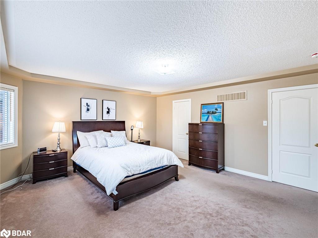 3099 Velmar Drive, Mississauga, ON - Indoor Photo Showing Bedroom